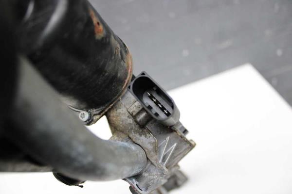 MOTEUR D ESSUIE GLACE BMW SERIE 5 E60 / E61 - Vue 2